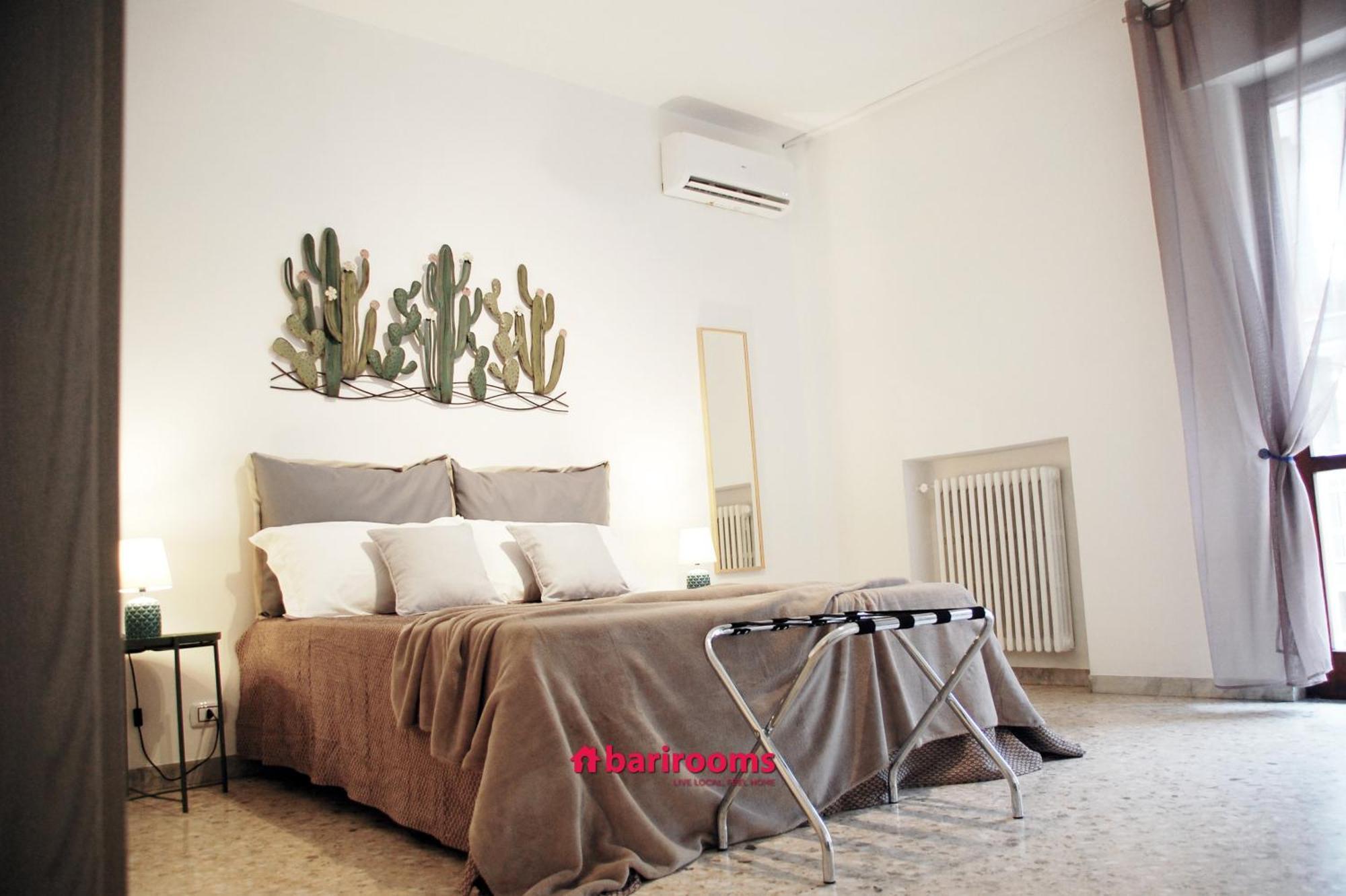 Bari Rooms Central Station Экстерьер фото